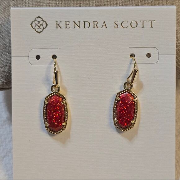 KENDRA SCOTT LEE DROP EARRINGS GOLD RED KYOCERA‎ OPAL New - Picture 1 of 5